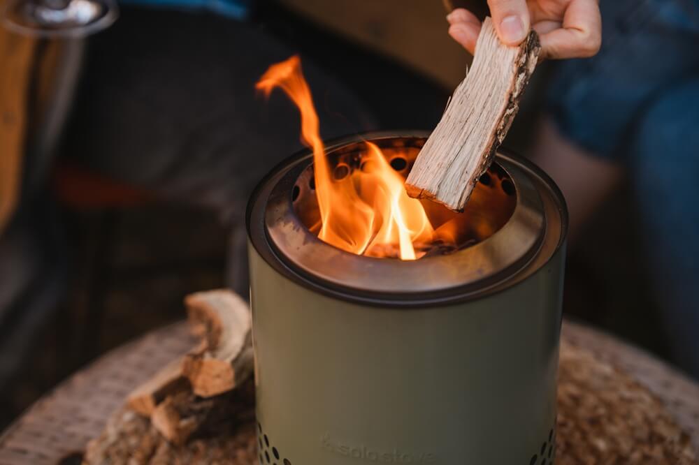 mesa-xl-ohnisko-olivova-solo-stove-detail